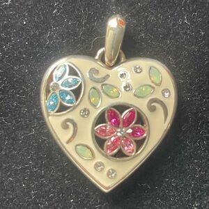Vintage Heart Pendant Silver